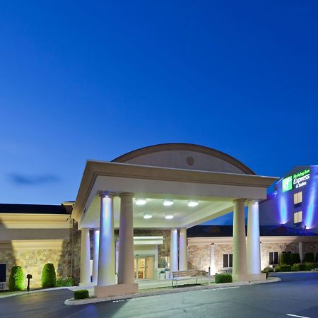 Holiday Inn Express Hotel & Suites Christiansburg By Ihg Extérieur photo
