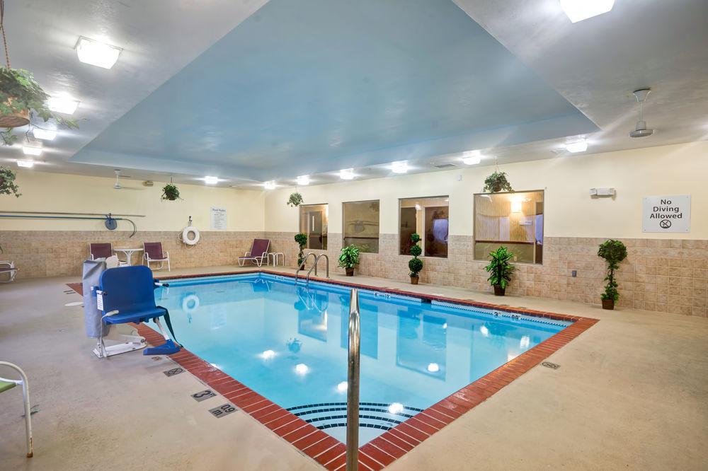 Holiday Inn Express Hotel & Suites Christiansburg By Ihg Extérieur photo