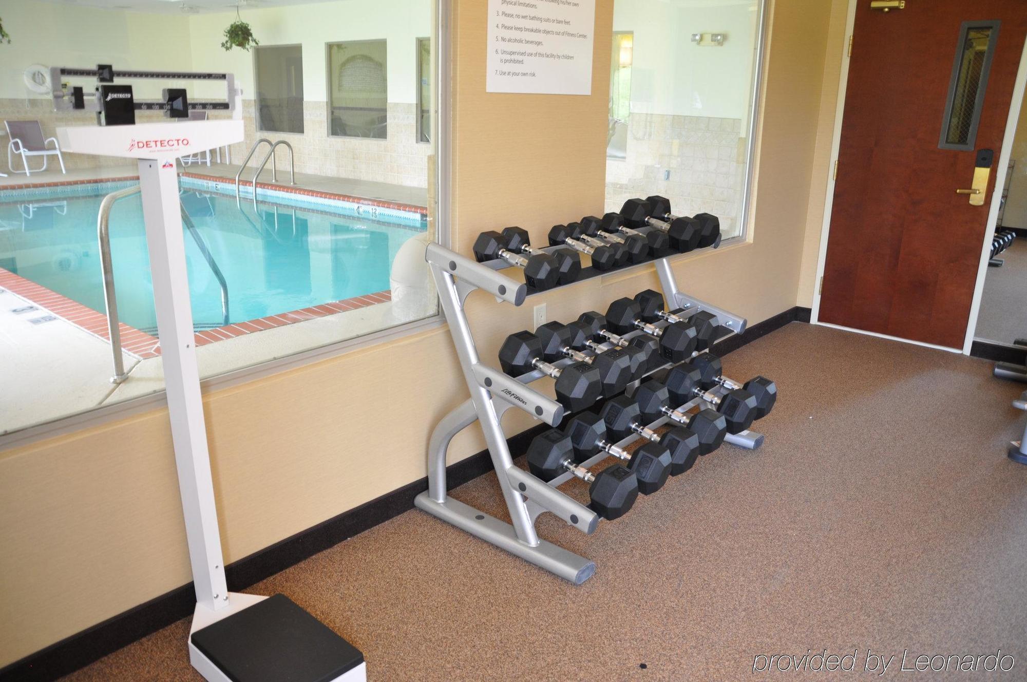 Holiday Inn Express Hotel & Suites Christiansburg By Ihg Extérieur photo