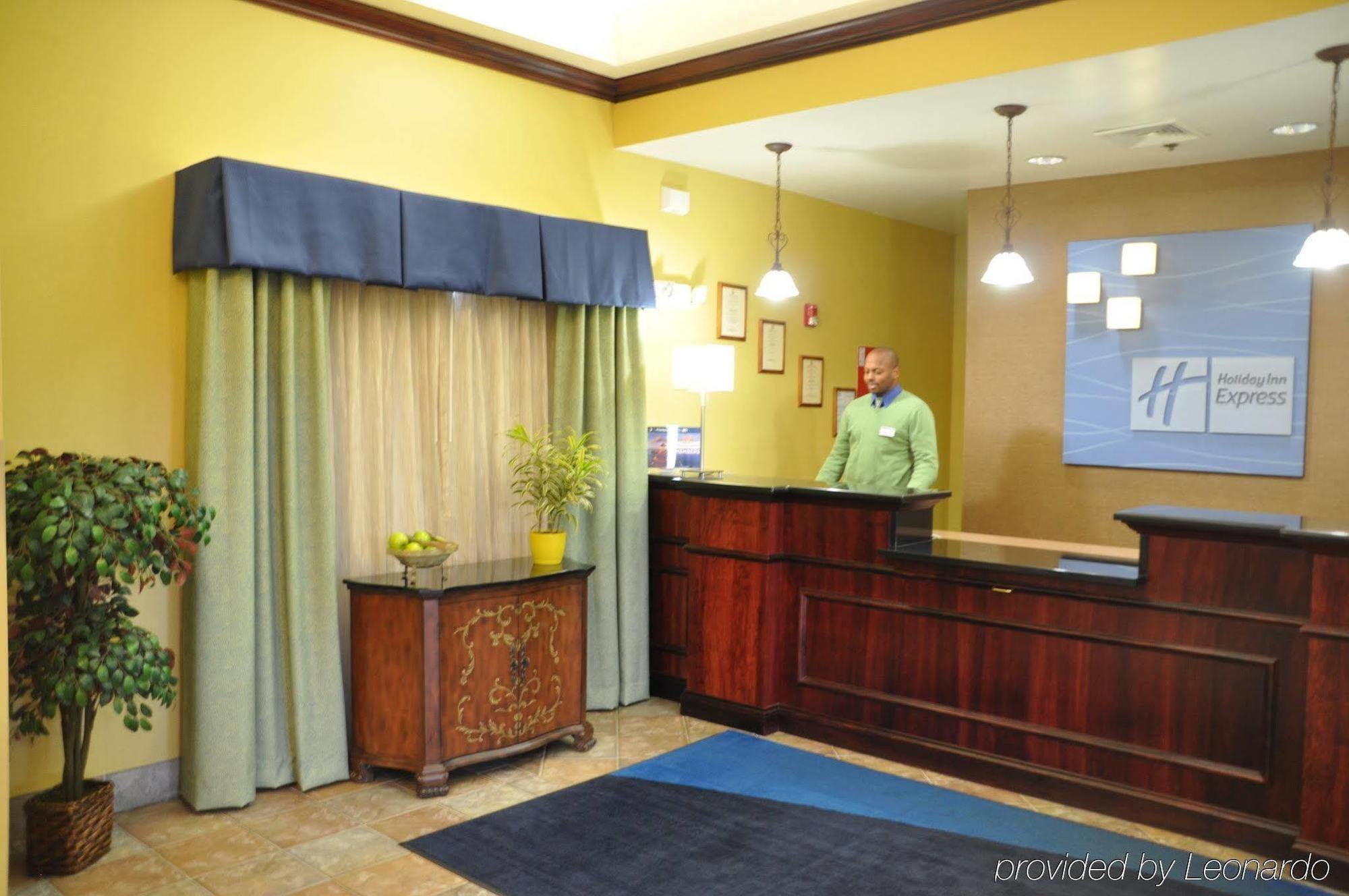 Holiday Inn Express Hotel & Suites Christiansburg By Ihg Extérieur photo