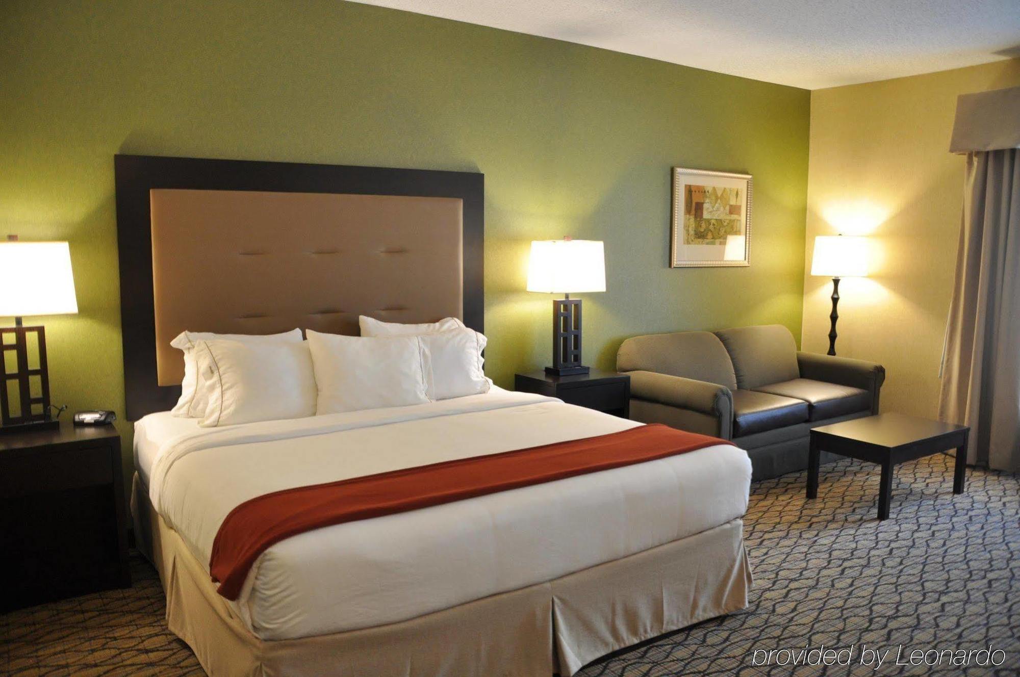 Holiday Inn Express Hotel & Suites Christiansburg By Ihg Chambre photo