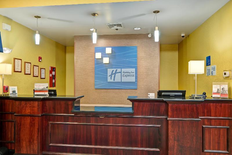 Holiday Inn Express Hotel & Suites Christiansburg By Ihg Extérieur photo